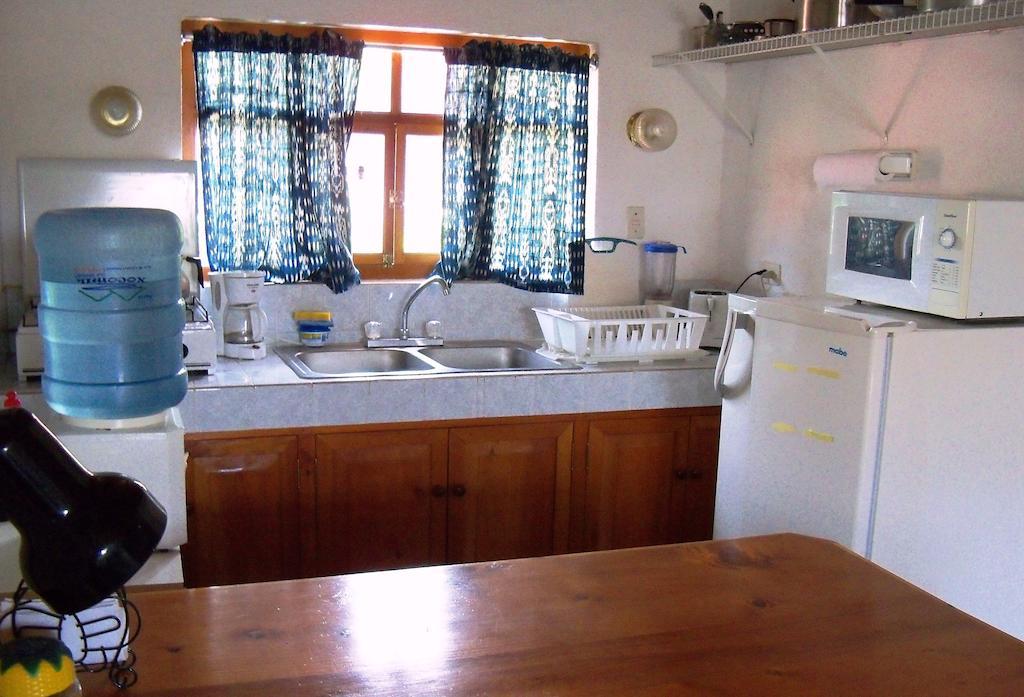 Posada Los Encuentros Panajachel Habitación foto