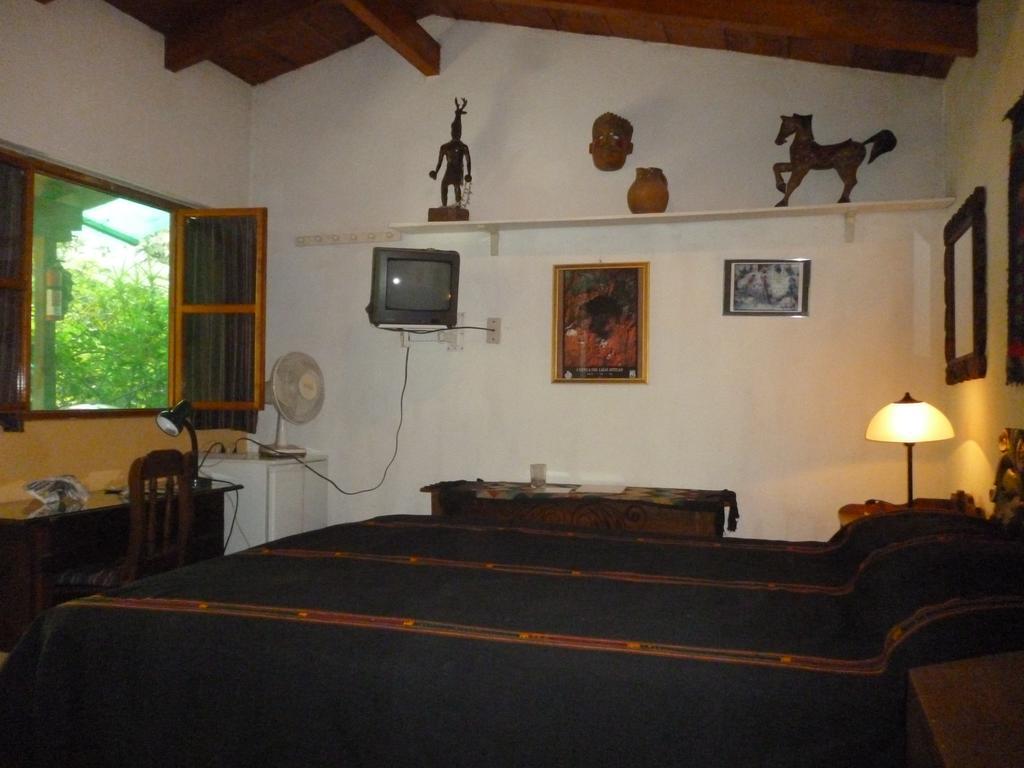 Posada Los Encuentros Panajachel Exterior foto